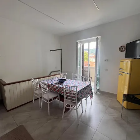 5 Terre Hub Migliarina Appartement *